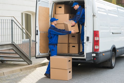 Reliable London Man Van transport service completing a city relocation