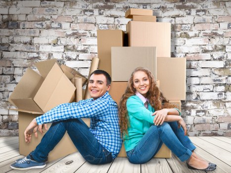 Man and van moving boxes in London