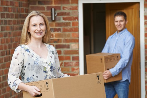 Professional team collecting sofas and furniture in Londonmanvan